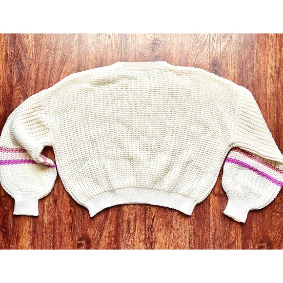 Blue Blush Women’s Oversized Balloon Sleeves Knit Sweater Ivory White Size M/L - Picture 4 of 11